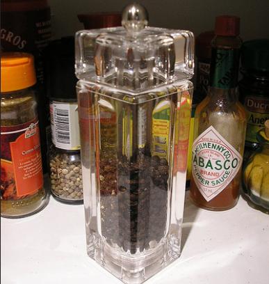 "New pepper mill", de r.g-s, al Flickr