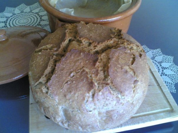 El pa fora de la cassola